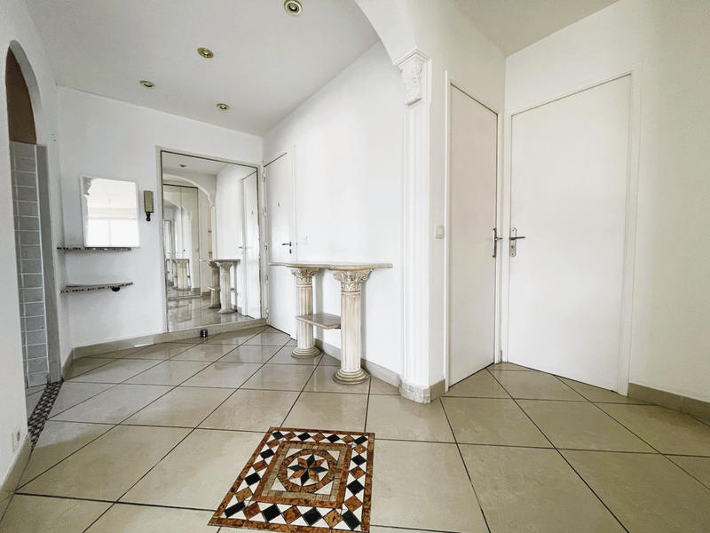 Appartement - 86 m² - 4 pièces