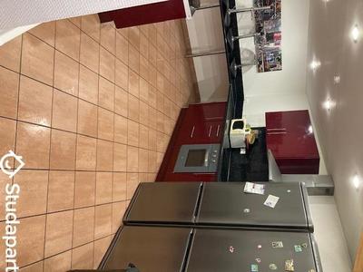 Chambre - 15 m² - 1 pièce