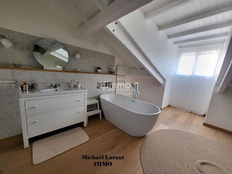 Maison - 173 m² - 5 pièces