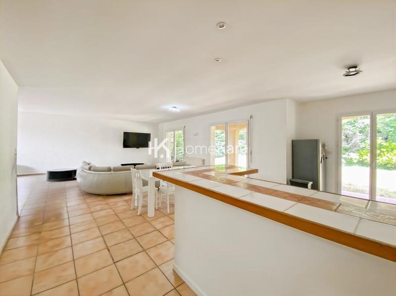 Maison - 140 m² - 6 pièces