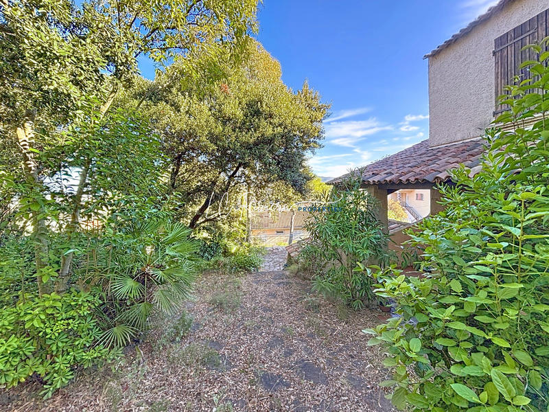 Villa - 93 m² - 4 pièces