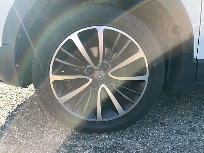 Opel Crossland X 1.2 Turbo 110 ch Bva6 Design 120 ans