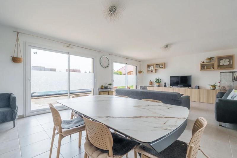 Maison - 146 m² - 5 pièces