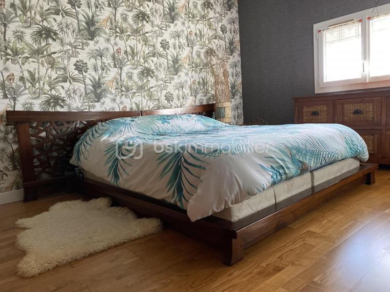 Maison - 130 m² - 6 pièces