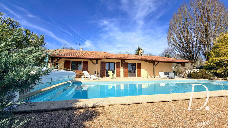 Maison - 156 m² - 6 pièces