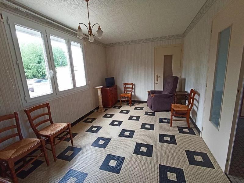 Maison - 93 m² - 5 pièces