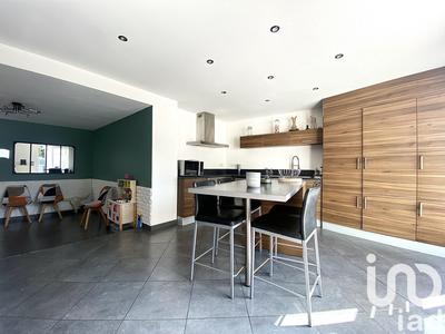 Maison - 105 m² - 4 pièces