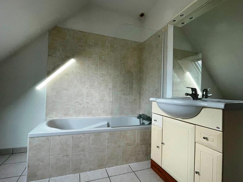 Maison - 107 m² - 6 pièces