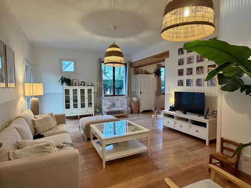 Maison - 162 m² - 5 pièces