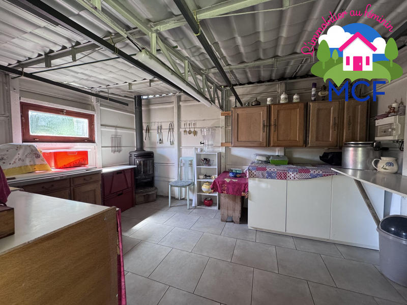 Maison traditionnelle - 121 m² - 7 pièces