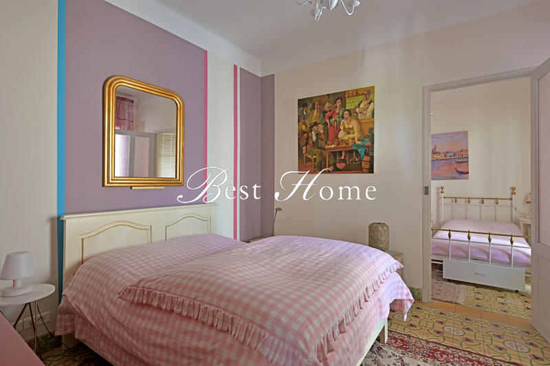 Appartement - 100 m² - 4 pièces