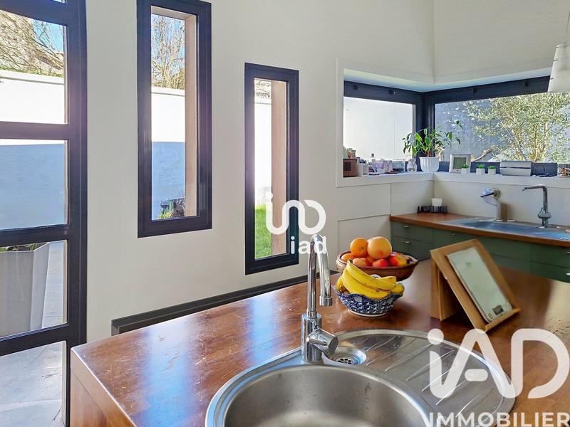 Maison - 244 m² - 10 pièces