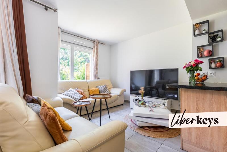 Maison - 84 m² - 4 pièces