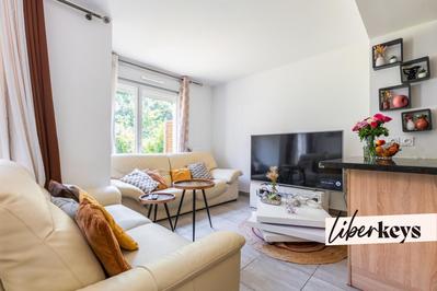 Maison - 84 m² - 4 pièces