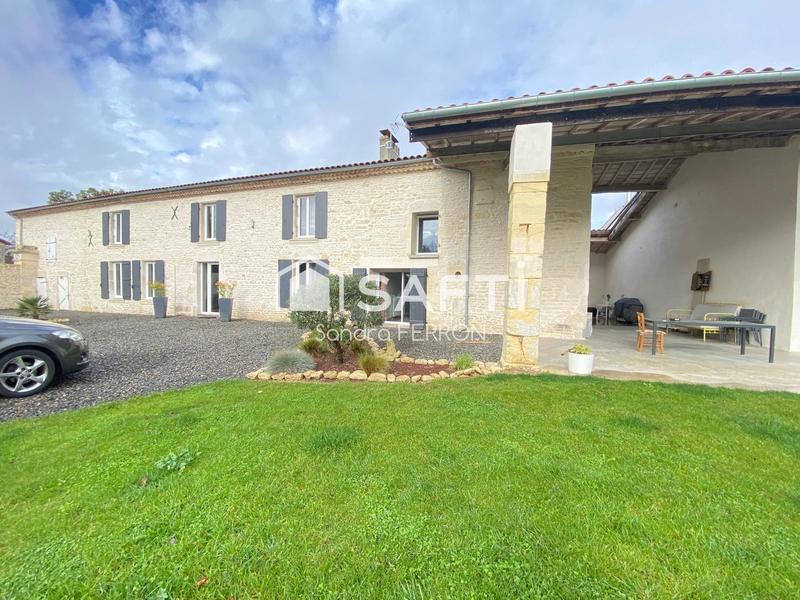 Maison - 247 m² - 7 pièces