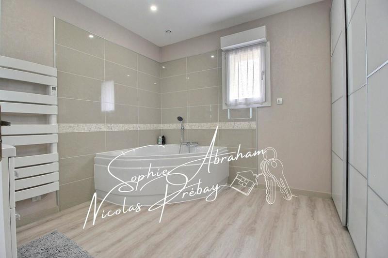 Maison - 141 m² - 6 pièces