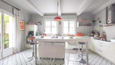 Maison ancienne - 220 m² - 7 pièces