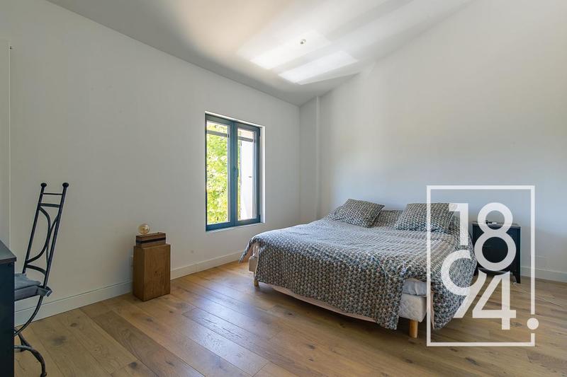 Maison - 171 m² - 6 pièces