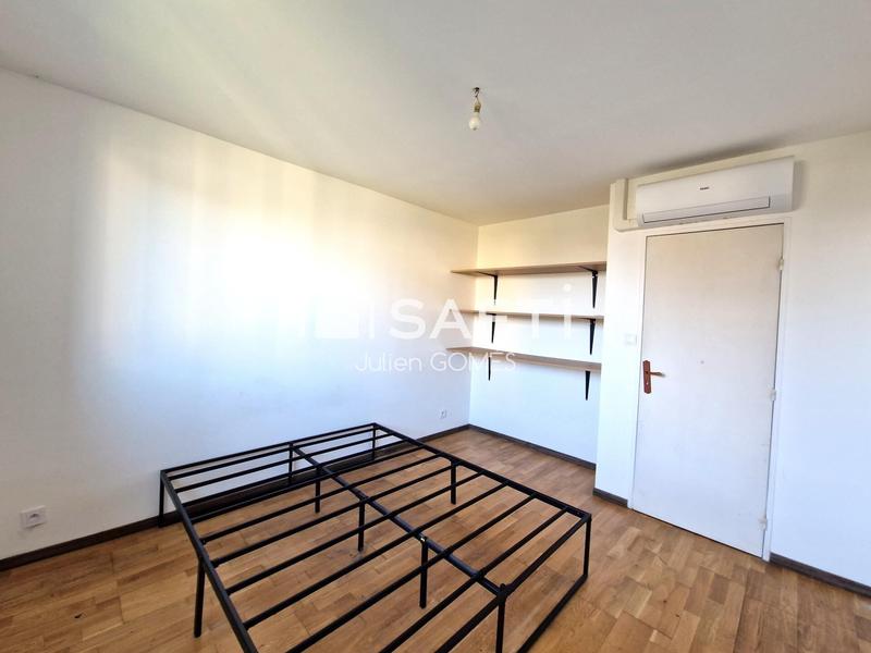 Maison - 92 m² - 5 pièces