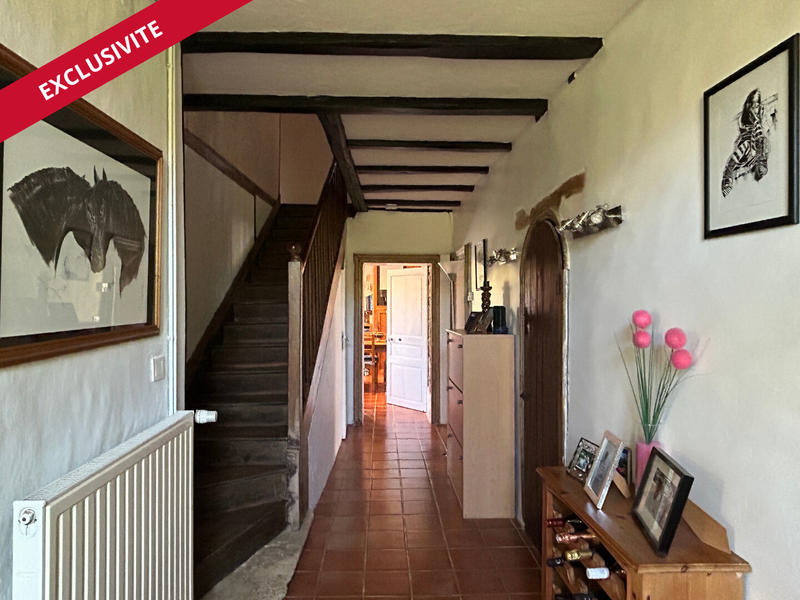 Maison - 210 m² - 7 pièces