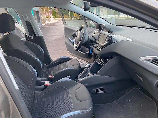 Peugeot 208 1.6 E-Hdi 92 Allure