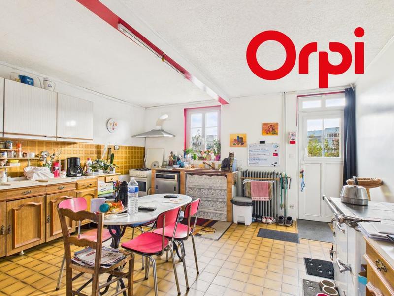 Maison - 112 m² - 4 pièces