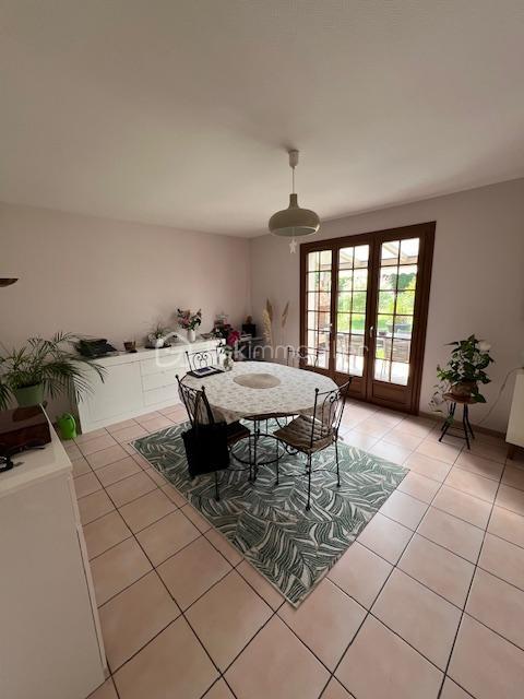Maison - 150 m² - 5 pièces
