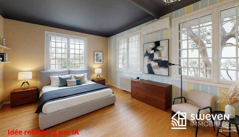 Maison traditionnelle - 220 m² - 7 pièces