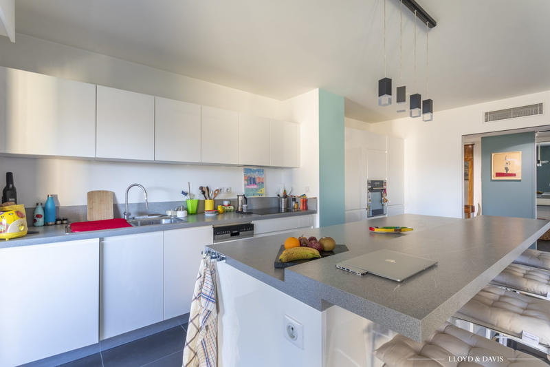 Appartement - 70 m² - 3 pièces