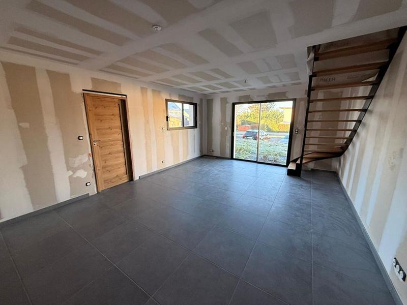 Maison - 95 m² - 4 pièces