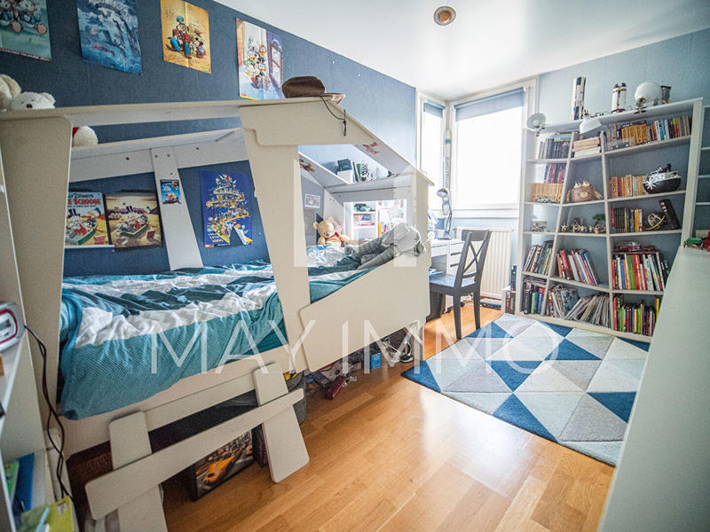 Appartement - 80 m² - 4 pièces