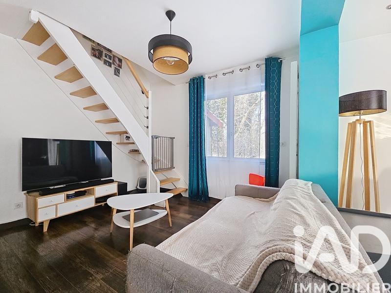 Maison - 110 m² - 4 pièces