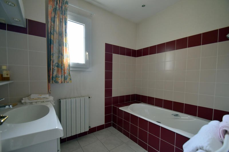 Maison - 125 m² - 5 pièces