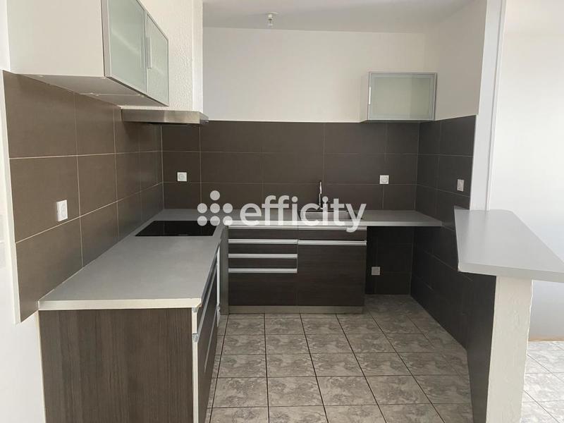 Appartement - 80 m² - 3 pièces