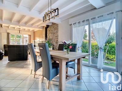 Maison - 183 m² - 10 pièces