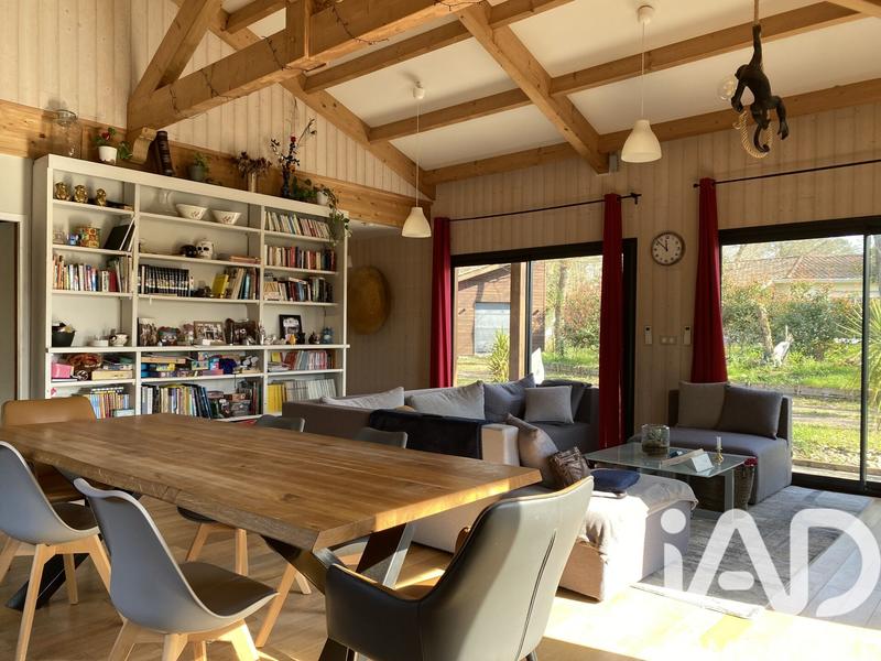 Maison - 161 m² - 7 pièces