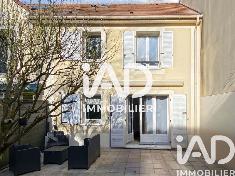 Maison de ville - 95 m² - 5 pièces