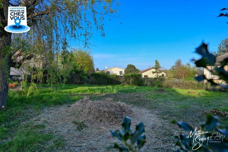 Terrain constructible - 764 m²