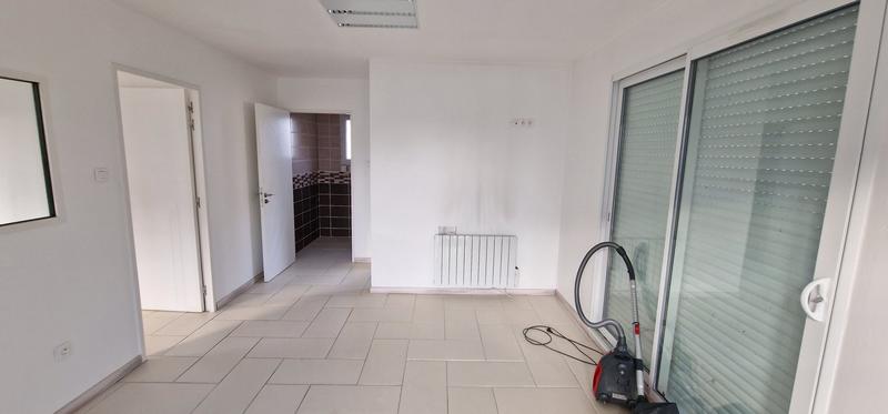 Local commercial - 305 m² - 5 pièces