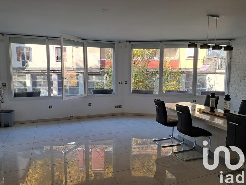 Appartement - 276 m² - 8 pièces