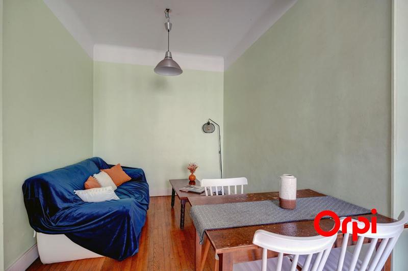 Appartement - 85 m² - 3 pièces