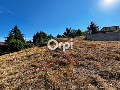 Terrain constructible - 652 m²