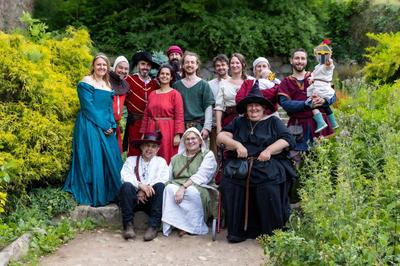 Fenêtre de l’Avent : intrigues moyenâgeuses