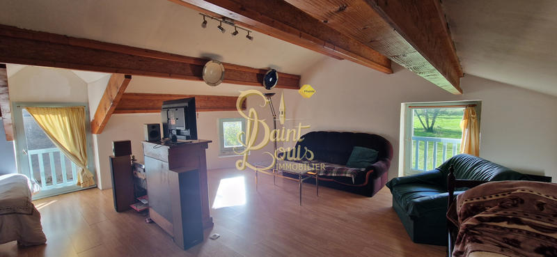 Maison - 237 m² - 7 pièces