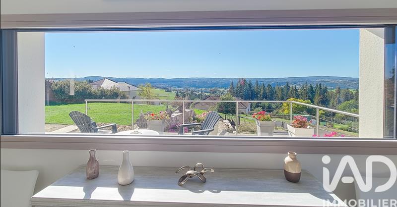 Maison - 121 m² - 4 pièces