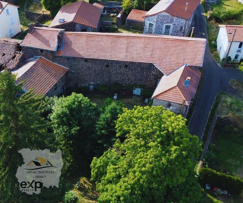 Maison - 556 m² - 15 pièces