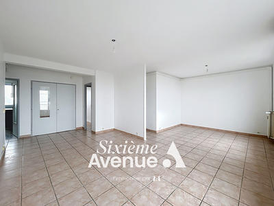 Appartement - 75 m² - 4 pièces