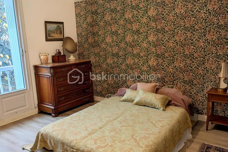 Maison - 192 m² - 6 pièces