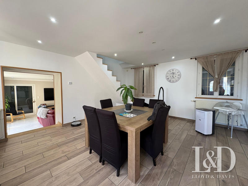 Maison - 132 m² - 6 pièces