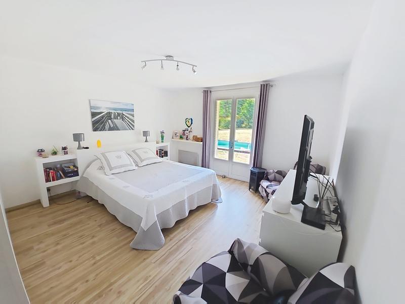 Maison - 147 m² - 6 pièces